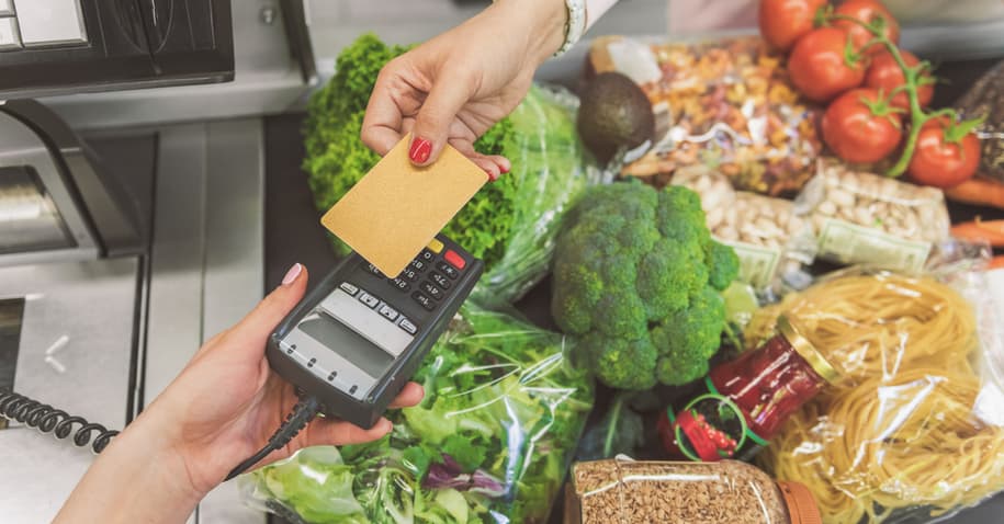 Os Melhores Cartões de Crédito para Economizar em Supermercado e Alimentação