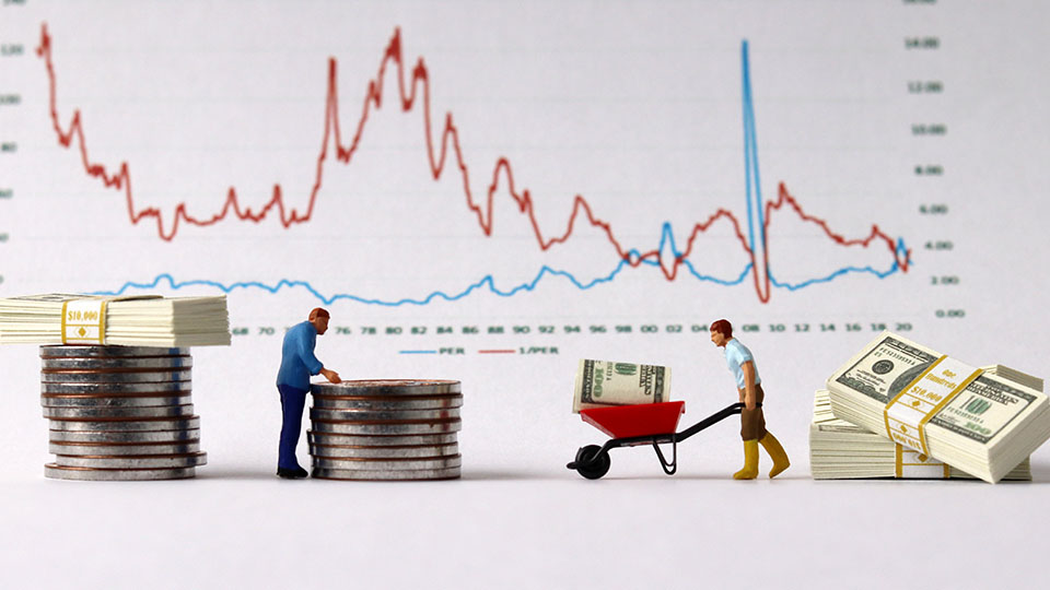 Educação e Mercado de Trabalho: Analisando o Retorno do Investimento em Formação Superior